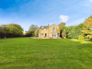 Photo 16- click for photo gallery